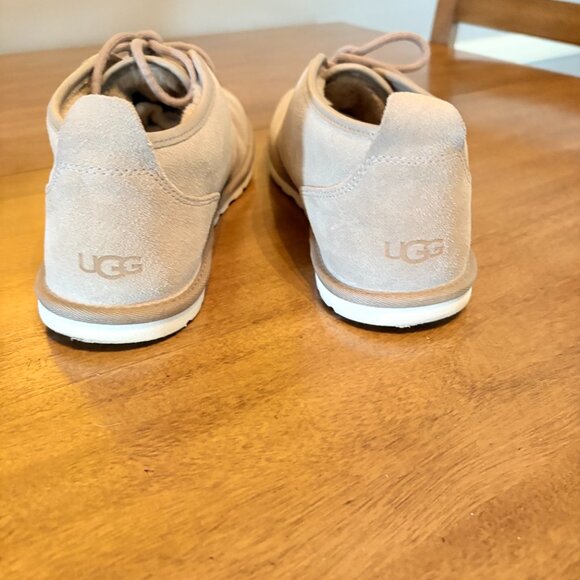 NWOT (Other) Men\'s UGG Maksim Chukka Grey Suede Boots. Size 10
